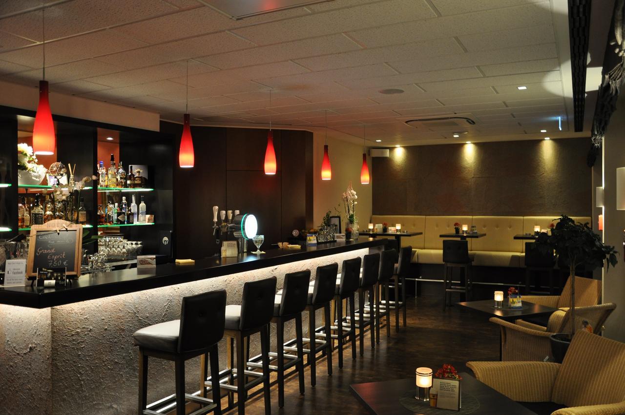 Hotel Merkur ラントシュトゥール エクステリア 写真